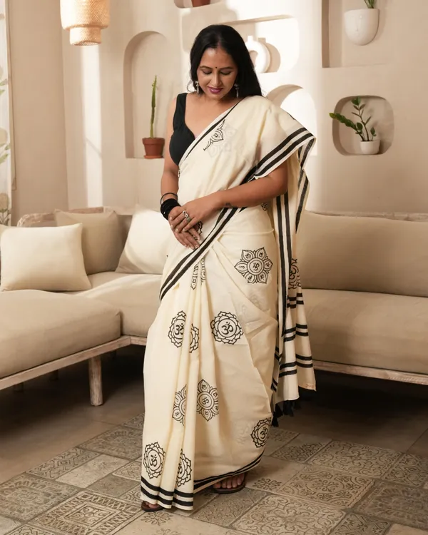 Ivory_Cotton_Om_H_Block_Print_Mul_Saree_With_Tassels_For_Women